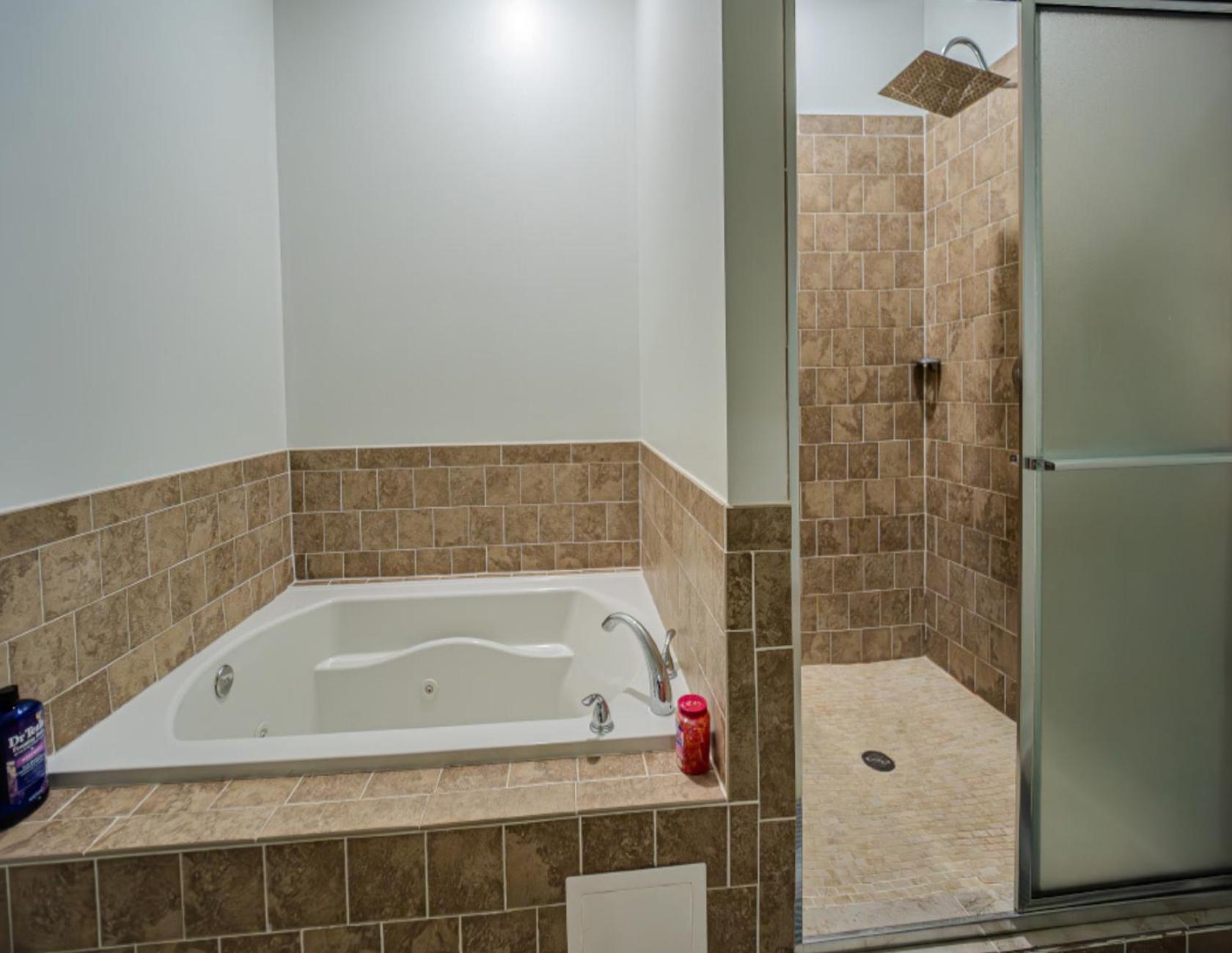 Dc's Presidential Style Retreat,22 Guests,king Bed, Wifi Washington