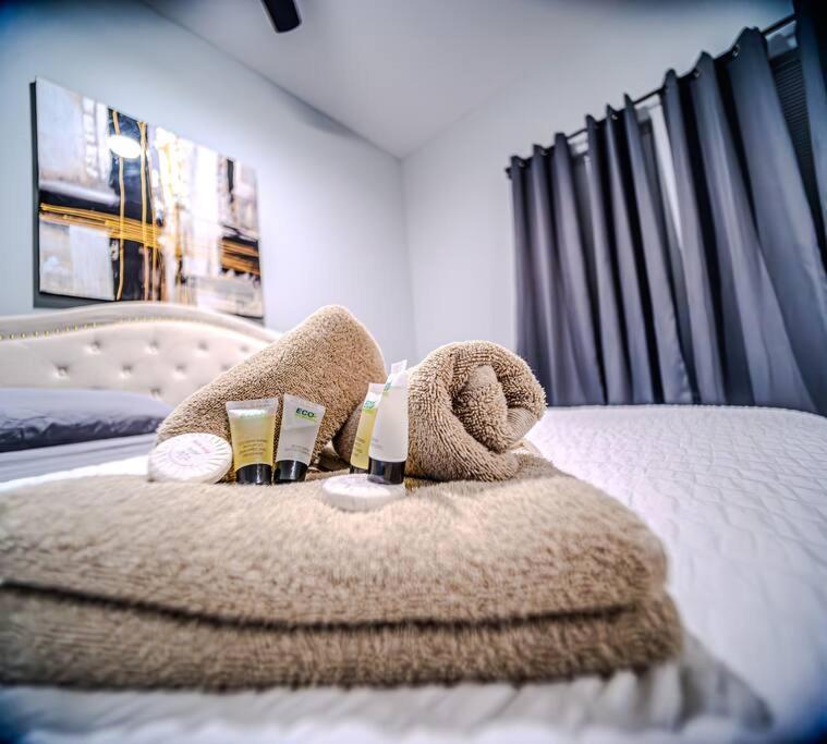Dc's Presidential Style Retreat,22 Guests,king Bed, Wifi * Washington