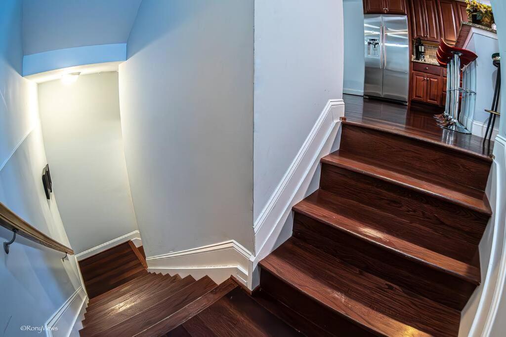 Dc's Presidential Style Retreat,22 Guests,king Bed, Wifi Holiday home Washington